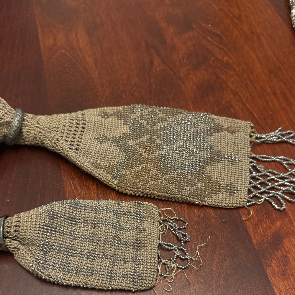 Two Victorian Era Miser Coin Purses - Picture 4 of 10